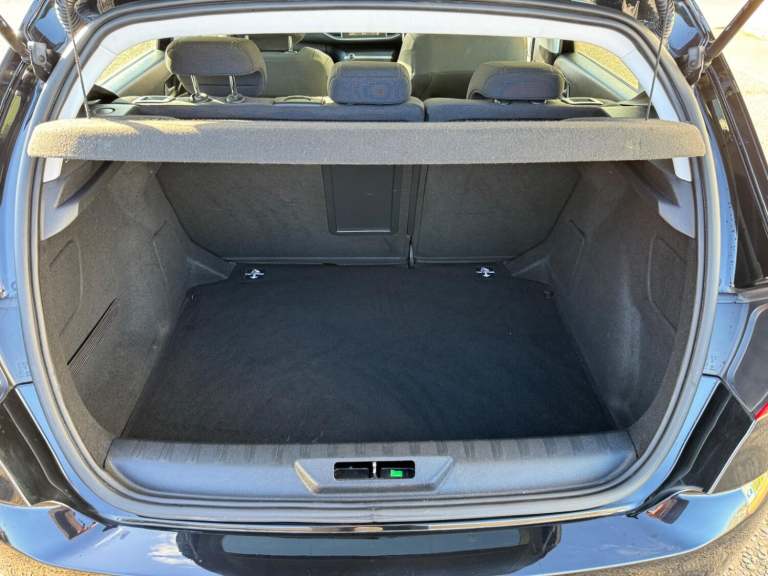 PEUGEOT 308 1.2 PureTech GPF Allure 2018