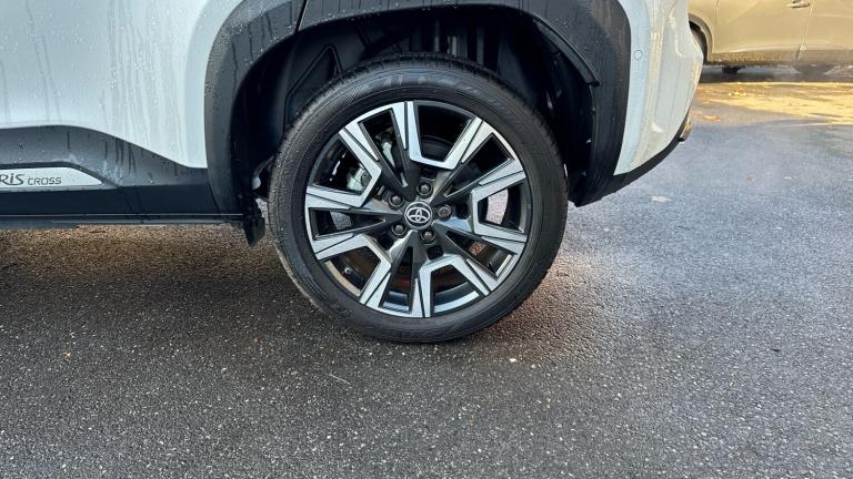 2025 Toyota Yaris Cross 1.5 Hybrid 130 Premiere Edition 5dr CVT Hybrid Estate Estate Hybrid Autom...