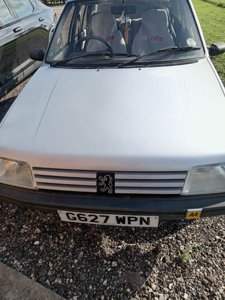 Peugeot 205 