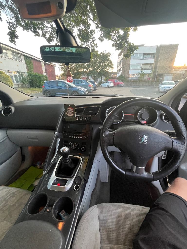 Peugeot, 3008, Hatchback, 2009, Manual, 1560 (cc), 5 doors