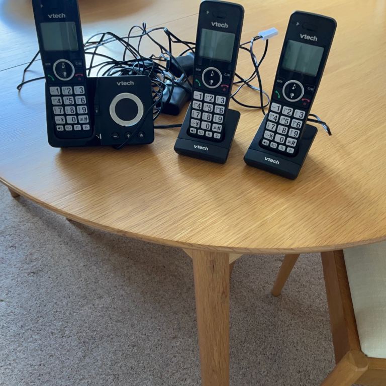 Vtech Cordless Home Phones with Answering Machine – Black, Good Condition