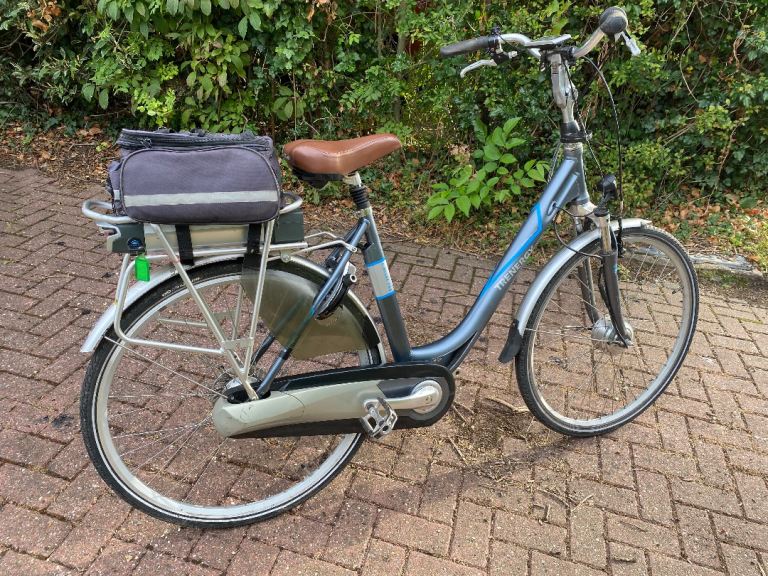 Trenergy E Relax Pro Electric City Bike - Blue, Good Condition