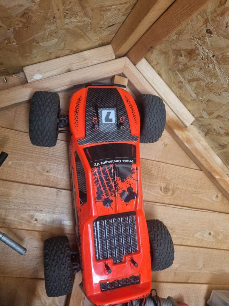 X4 RC joblot For sale or swaps x2 rc electric brushless / x1 nitro x1 brushed truck job lot