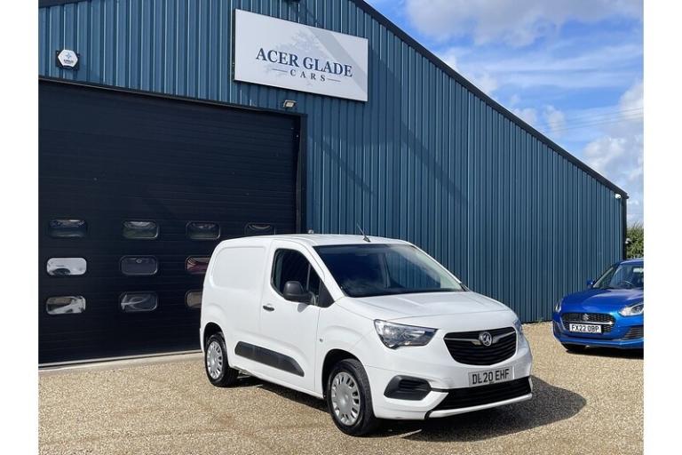 2020 Vauxhall Combo 2000 1.5 Turbo D 100ps H1 Sportive Van PANEL VAN DIESEL Manual