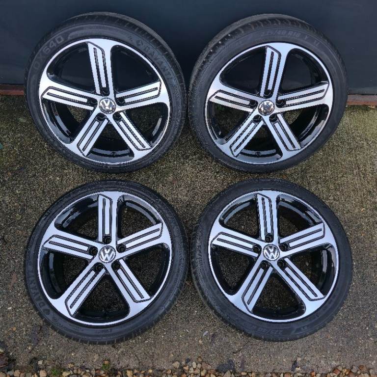 Genuine Volkswagen Golf R Cadiz Alloy Wheels GTI GTD GTE Caddy 5G0601025DQ