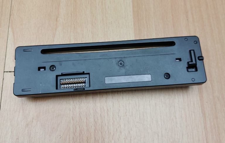 car cd radio Sony CDX-G1200U front panel only 