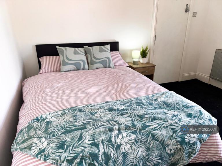 1 bedroom in Kings Road, Birmingham, B23 (#2925071)