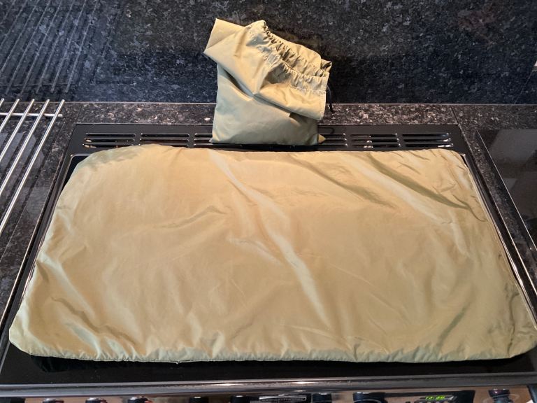 Carp Unhooking Mat 84cm x 47cm with bag & Drennan Carp Weighing Sack