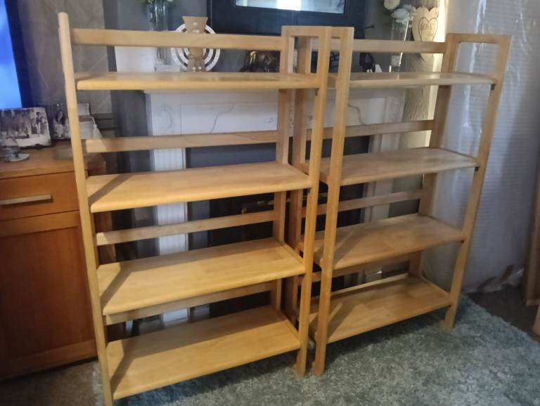 Solid oak folding shelves ( ideal for craft fairs ect , 5 available £55 each)