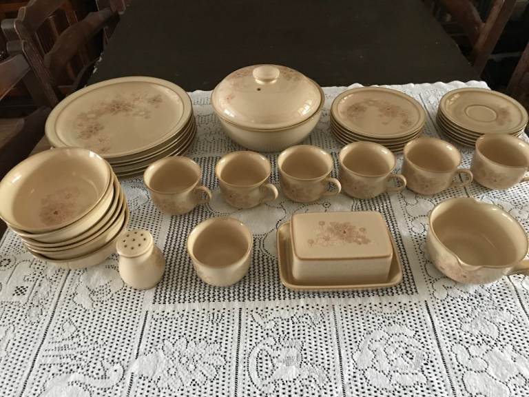 6 piece dinner service