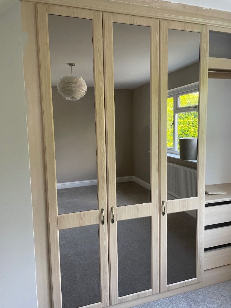 FREE Wardrobe doors x 5