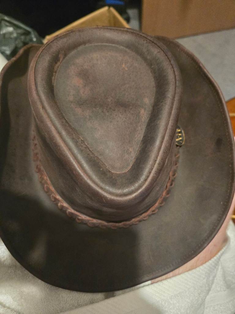 Leather Cowboy Style Hat – Brown, Good Condition