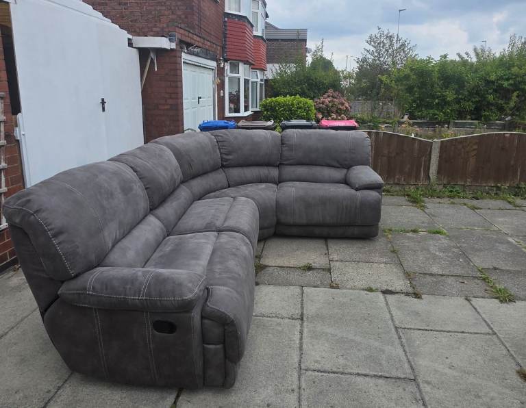 Sold, Corner Sofa recliner 