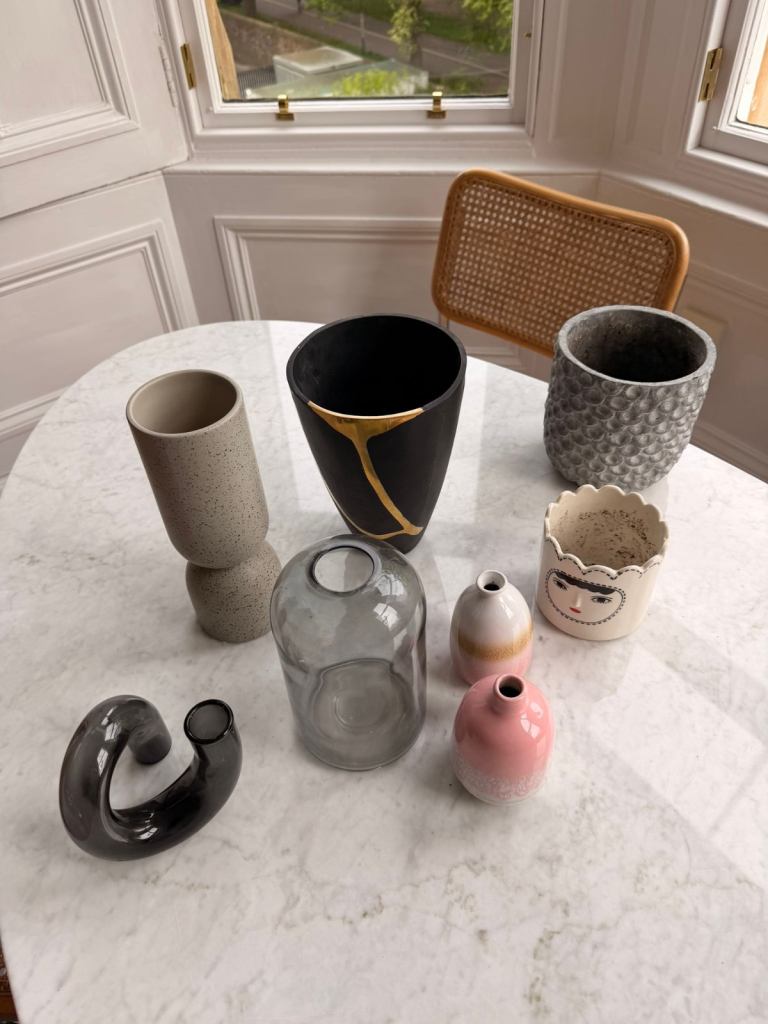 Bundle of vases and plant pots