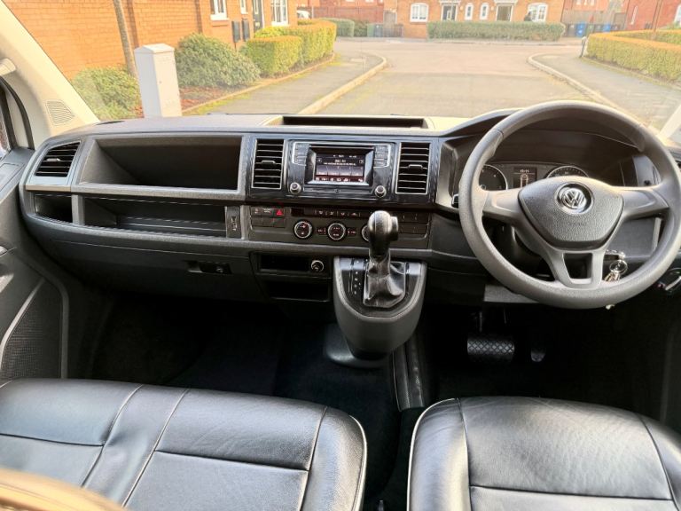 2017 VOLKSWAGEN TRANSPORT SHUTTLE T6 2.0 TDI 150BHP DSG AUTO 9 SEATS.