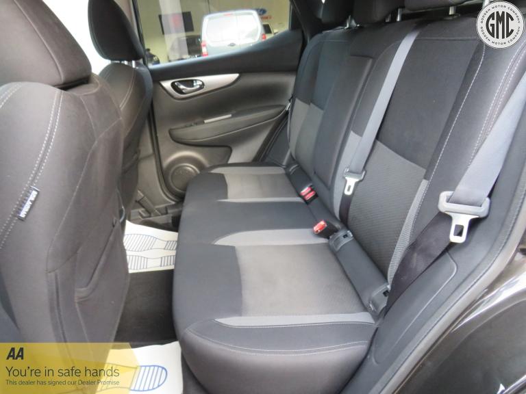 NISSAN QASHQAI 1.5 dCi N-Connecta Full Service History, Satnav 2019