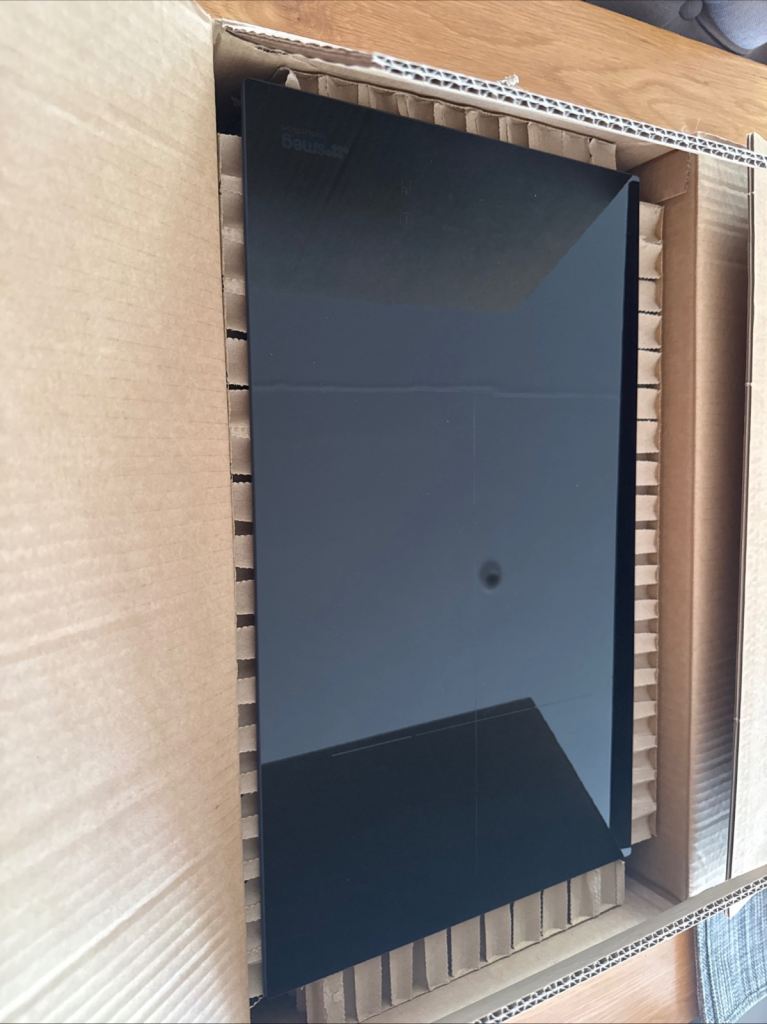 Smeg SI2321D Ceramic Induction Hob - Brand New in Box