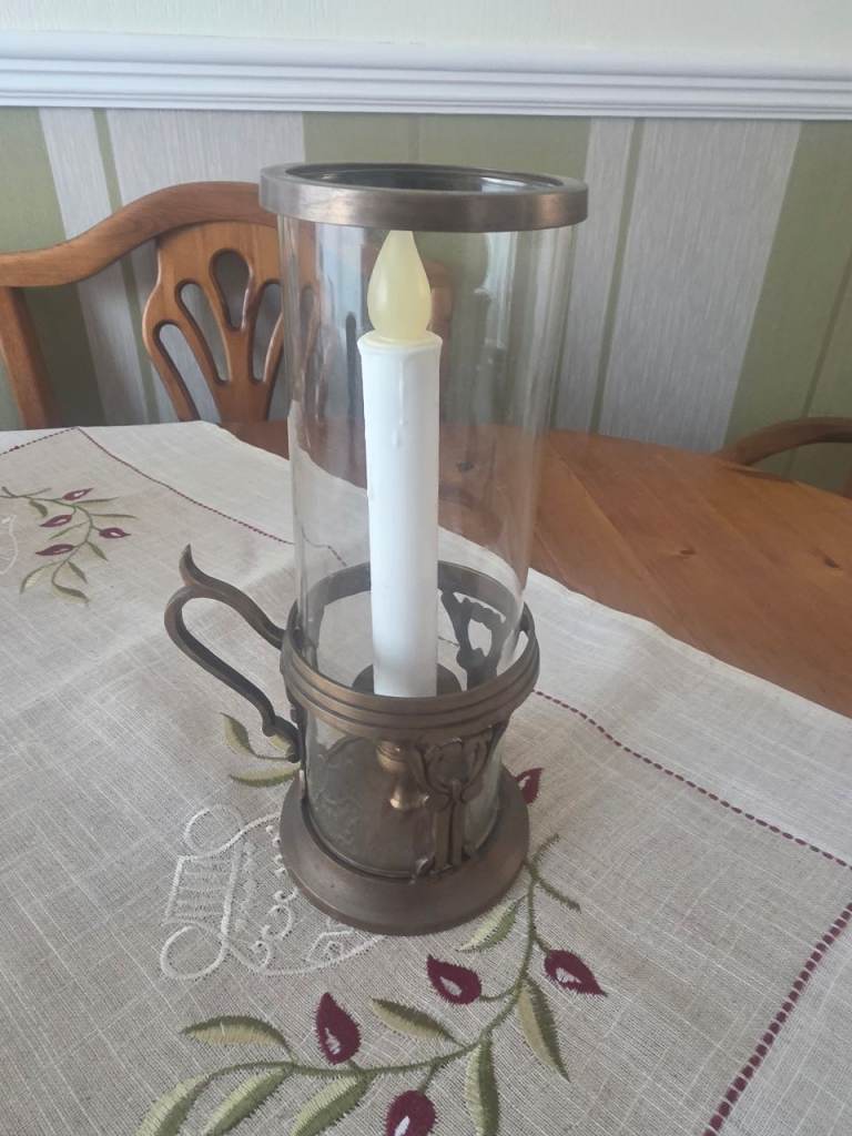 HURRICANE DISPLAY LAMP 