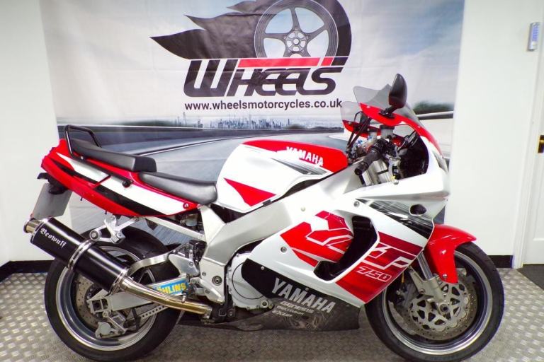 YAMAHA YZF750 WITH ONLY 26001 MILES AND 4 OWNERS FROM NEW