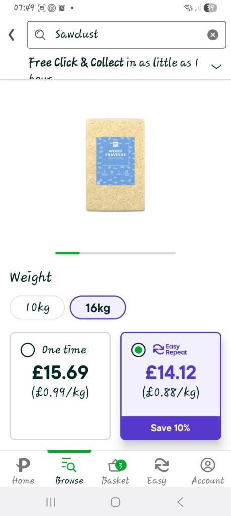 16kg of sawdust bedding with few handfuls removed and large pink litter tray 