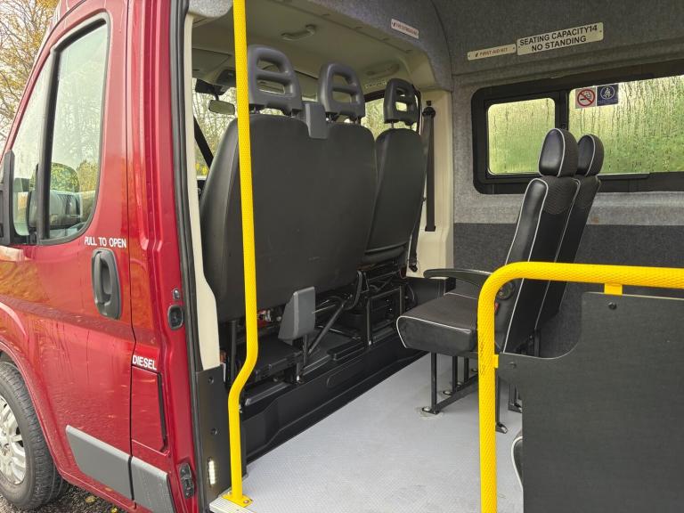 2016 Peugeot Boxer 335 2.2hdi 6spd 130ps Lwb 14 Seat Minibus _ *Only 11,550 Mls*