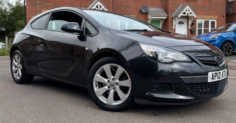 Vauxhall, ASTRA GTC, Hatchback, 2012, Manual, 1598 (cc), 3 doors