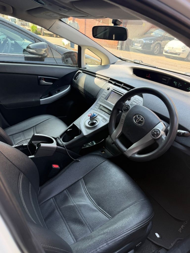 Toyota, PRIUS, Hatchback, 2015, Other, 1798 (cc), 5 doors
