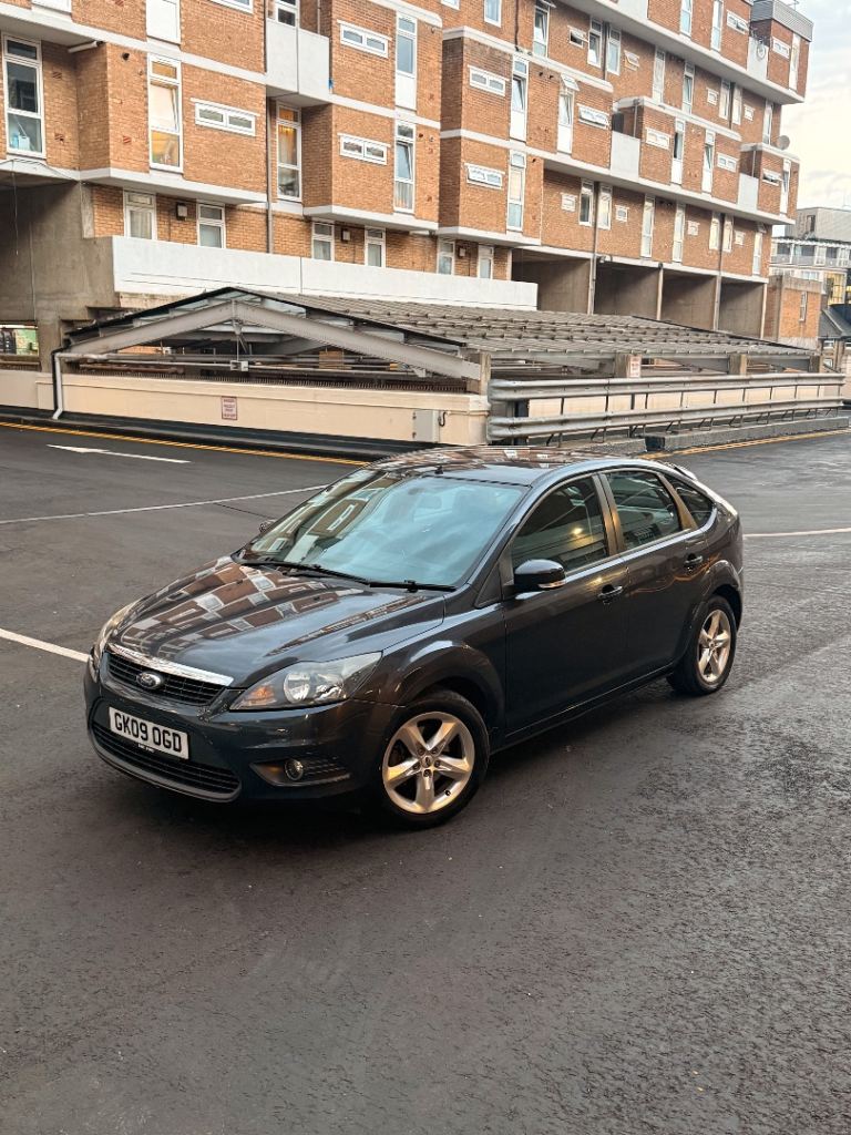 Ford Focus 2009 ZETEC 1.6 Petrol