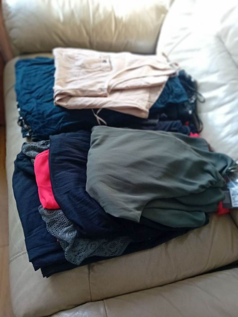Womens clothing bundle size 16-18 