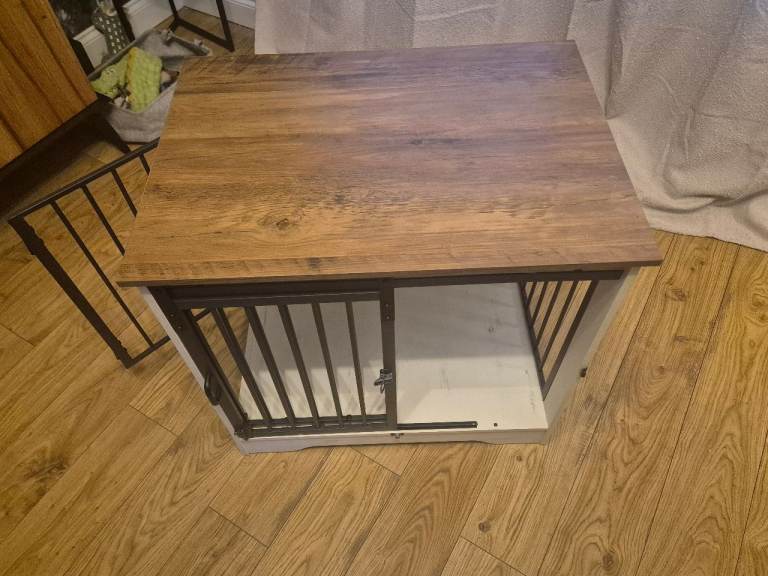 Dog furniture crate 
