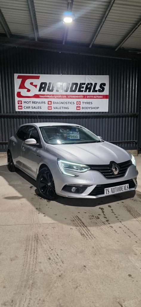 2016 Renault Megane 1.2 TCE Signature Nav 5dr HATCHBACK Petrol Manual
