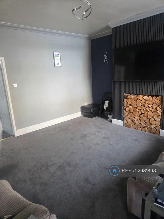 1 bedroom in Major Street Ramsbottom, Bury, BL0 (#2981893)