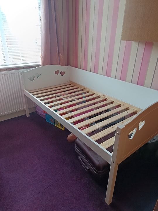 Single bed