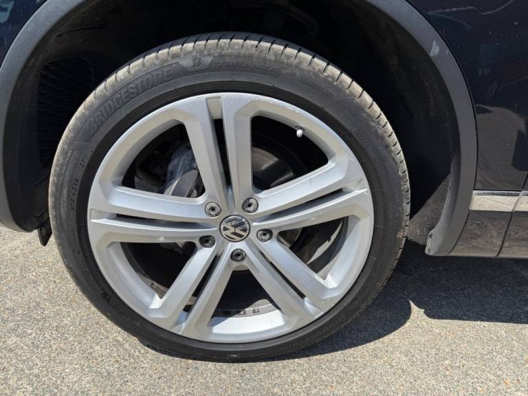 2017 17 VOLKSWAGEN TOUAREG 3.0 TDI V6 BLUEMOTION TECH R-LINE PLUS SUV 5DR DIESEL