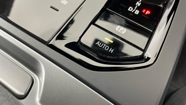 2025 BMW iX 300kW xDrive45 M Sport 101kWh 5dr Auto Electric Estate Estate Electric Automatic