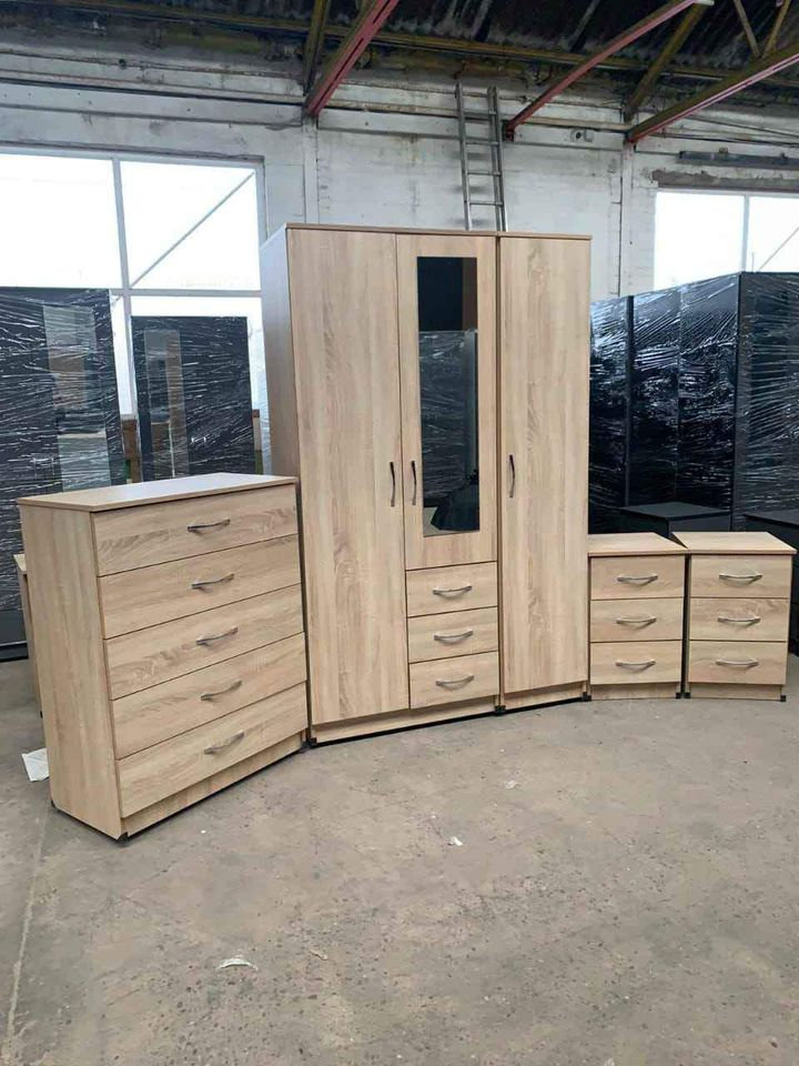 30% OFF⭐Brand New Fully Assembled 4 Folding Door Wardrobes⭐Multiple Design & Colors🚚Free Delivery