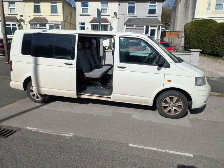 VW T5 LWB Transporter Shuttle Caravelle 9 seats spares or repair