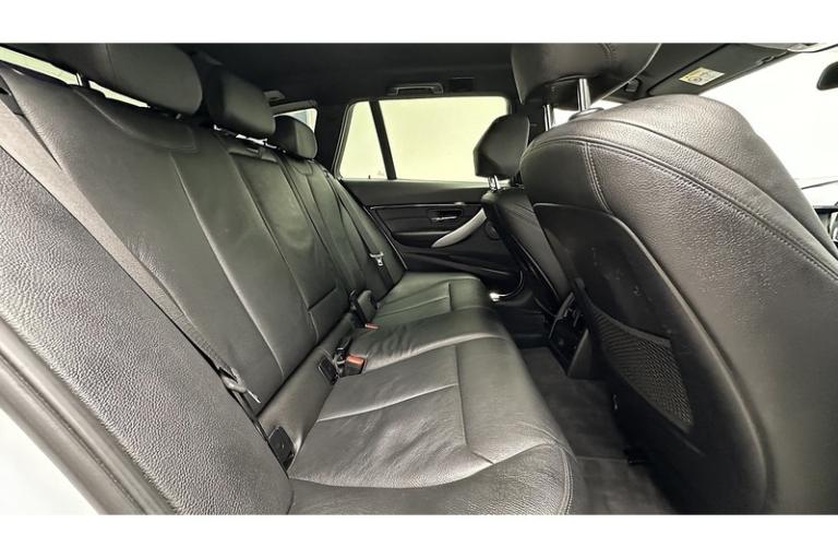 2018 BMW 3 Series 2.0 320i M Sport Shadow Edition Touring 5dr Petrol Auto Euro 6 (s/s) (184 p Est...