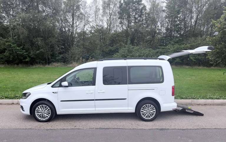 2019 Volkswagen Caddy Maxi Life 2.0 TDi *Allied* WHEELCHAIR ACCESSIBLE VEHICLE WAV DISABLED IDEAL...