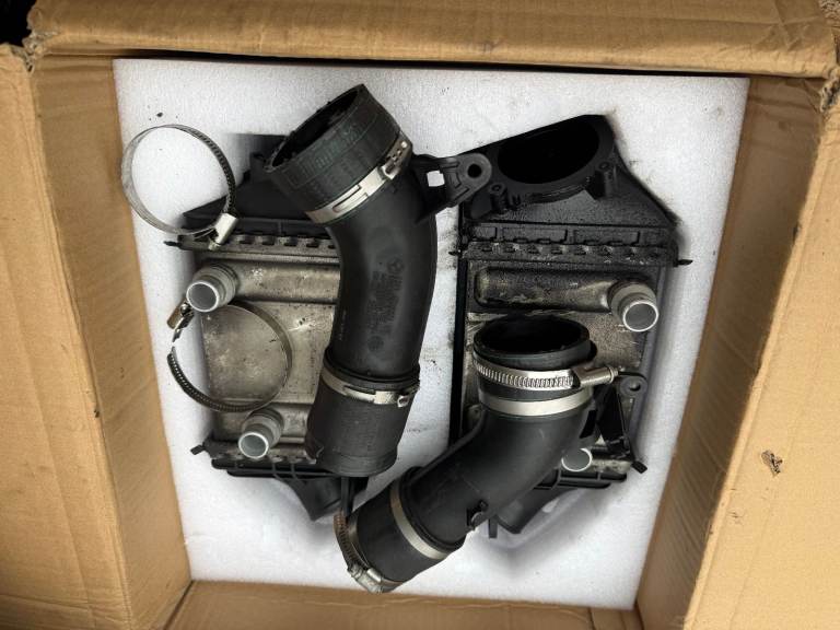 GENUINE BMW M5 M6 F10 F12 F13 Turbo Charge Coolers Intercoolers