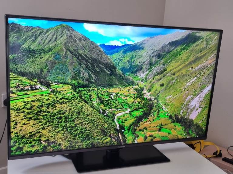 PANASONIC 43" 4K ULTRA HD HDR ANDRIOD SMART TV