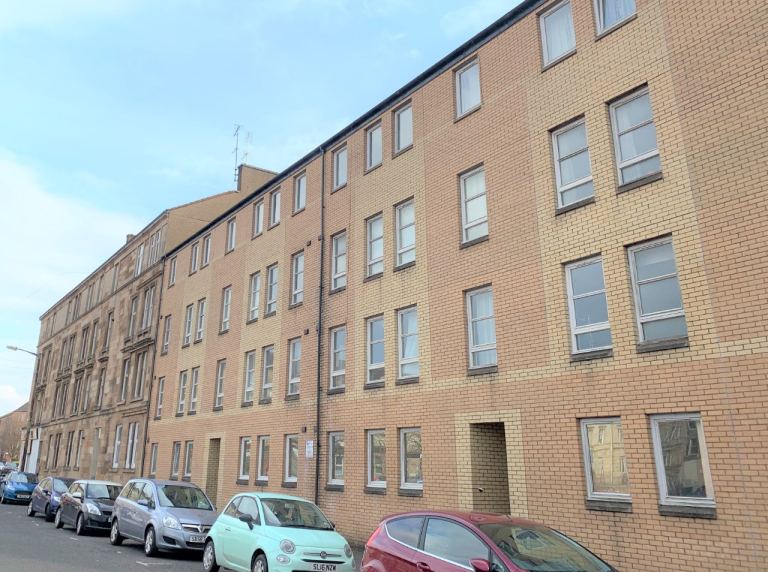 2 bedroom flat in Dover Street, West End, Glasgow, G3 7BG