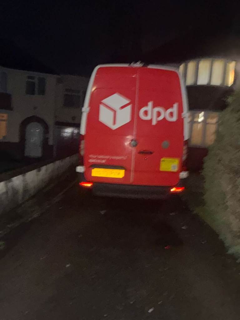 Large 3 Bedroom House to rent £1200 per month Oldbury - B69 1RE