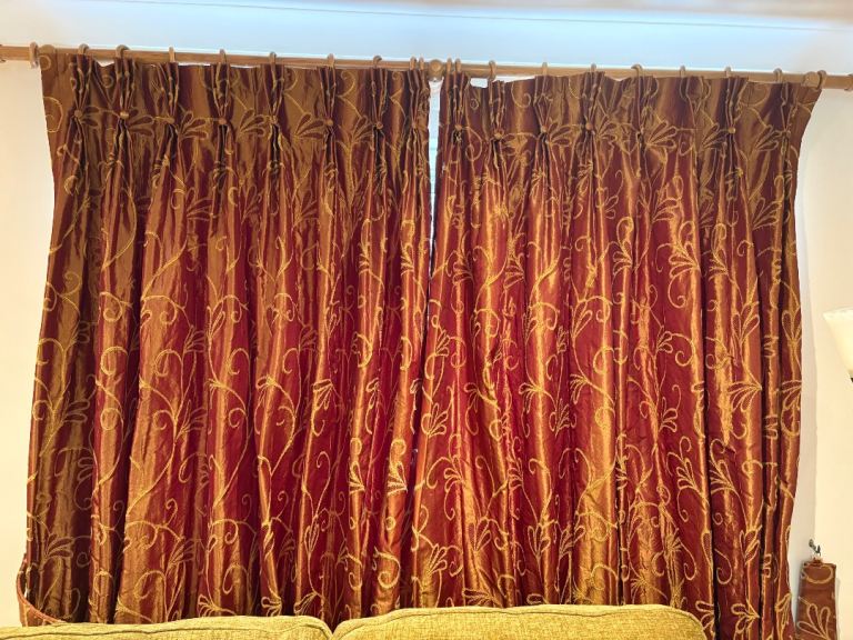 Curtains 2 pairs M and S