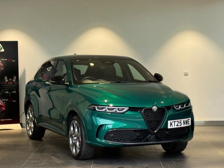2025 Alfa Romeo Tonale 1.3 PHEV Tributo Italiano 5dr Auto Hatchback Petrol Parallel PHEV Automatic