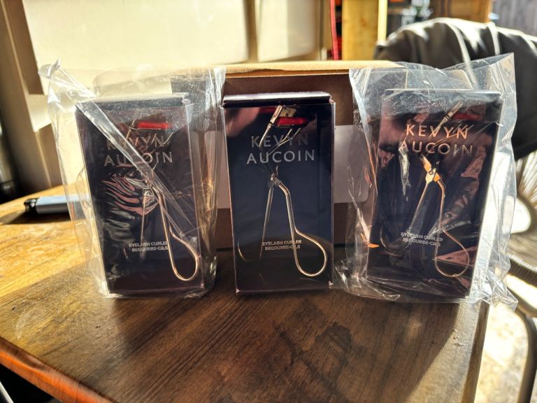 Keyvn aucoin eyelash curlers Brand new 