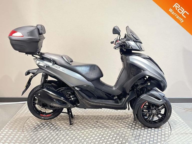 PIAGGIO MP3 300 YOURBAN SPORT LT - 2014 - 16751 miles