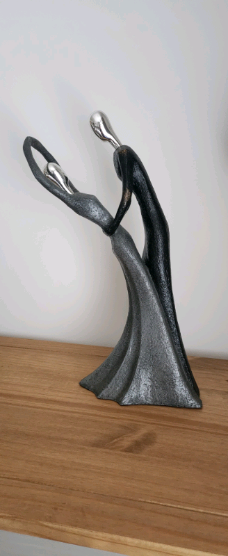 Man and woman ornament 