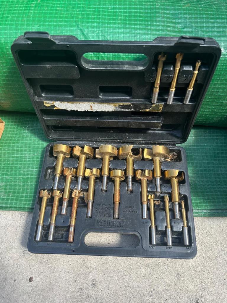 MasterGrip 16 Piece Titanium Forstner Wood Drill Bit Set in Carry Case – 1/4” to 2-1/8”