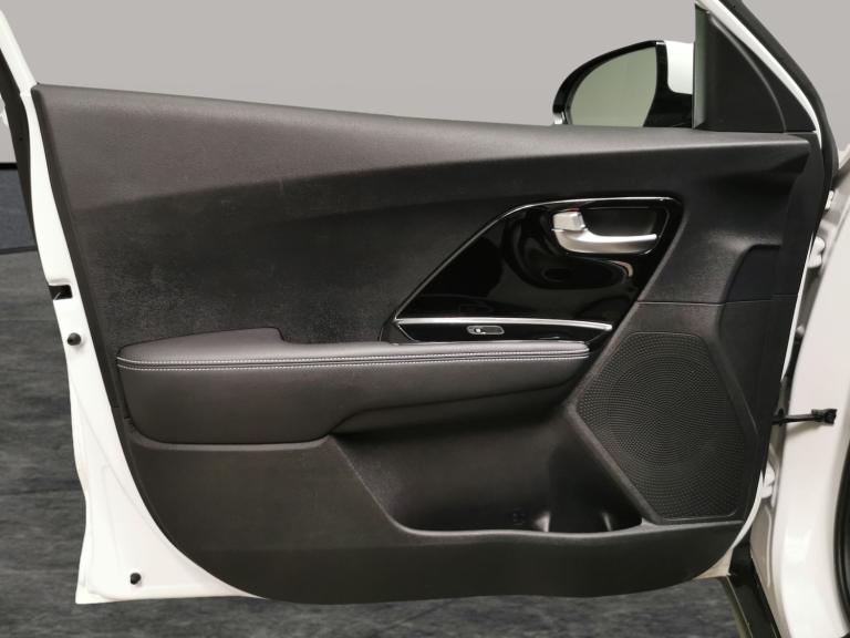 2021 Kia Niro 64kWh 3 SUV 5dr Electric Auto (201 bhp) - LANE DEPARTURE  - BLUETOOTH - CRU Suv Ele...